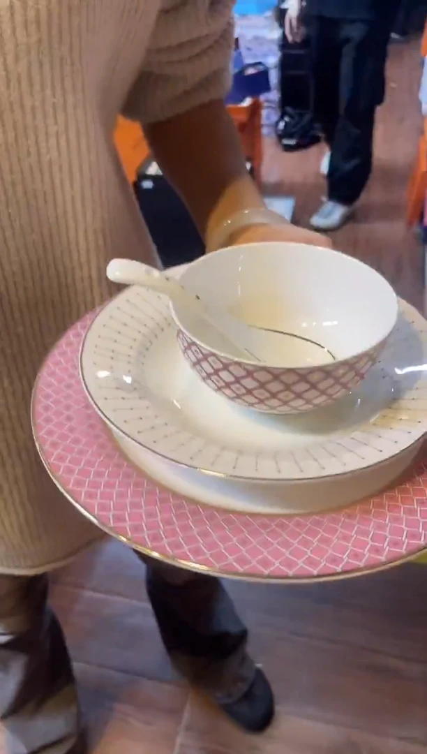 杯鸿辉家品牌瓷器，京东包邮！