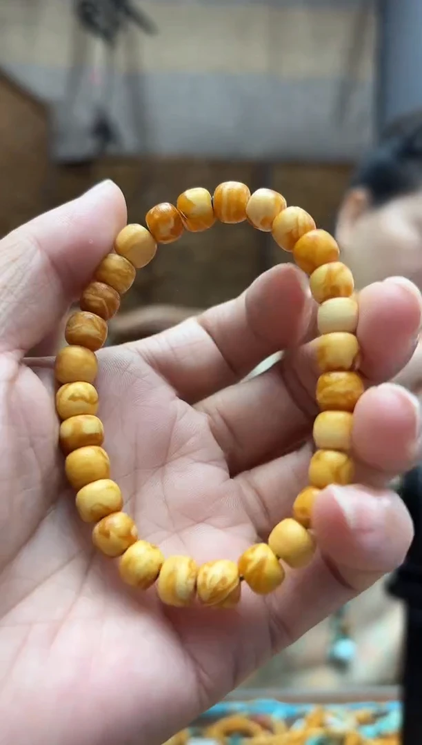 裸石琥珀未镶嵌手串