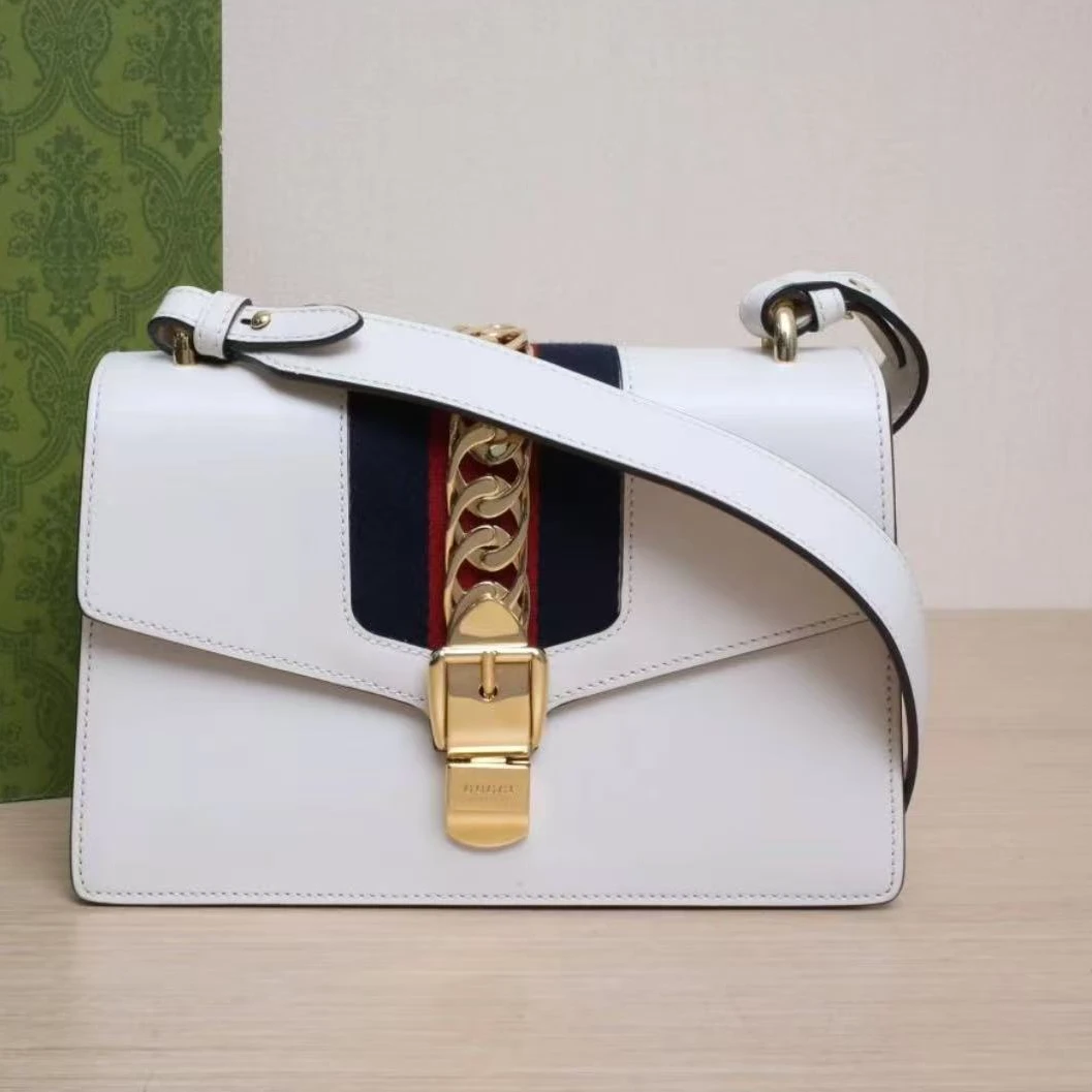 99新 GUCCI/古驰 玺越奢品 中号塞尔维亚单肩包 THFP172