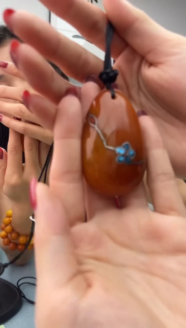 未镶嵌蜜蜡珠宝奇石假一罚十，024发一件