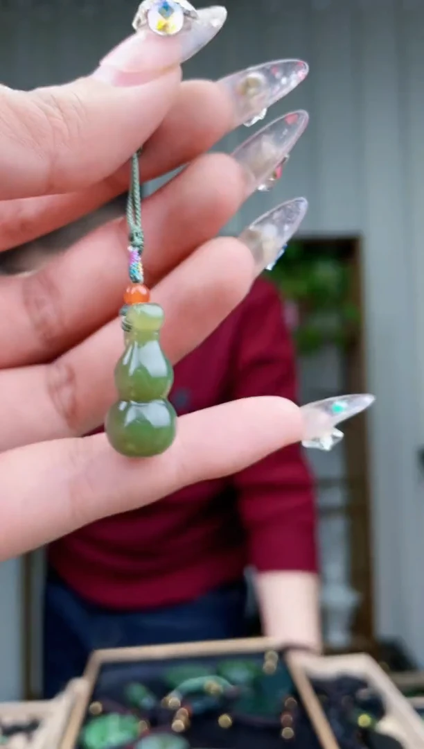 【闪购商品】和田玉挂件未镶嵌拍一发一多样性发货