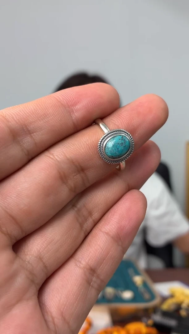银S925镶嵌绿松石戒指噶玛珠宝