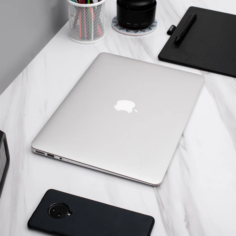 95新 Apple/苹果 MacBookAir 超薄便携刀锋版办公电脑