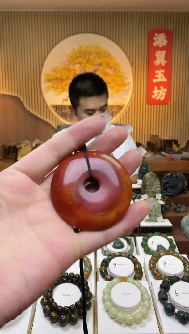 【闪购商品】玛瑙/玉髓吊坠未镶嵌多样性随机发一