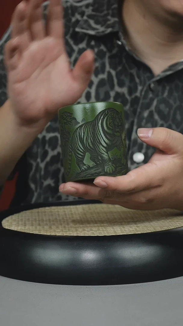 茶壶紫砂绿泥 直筒杯 刻老虎