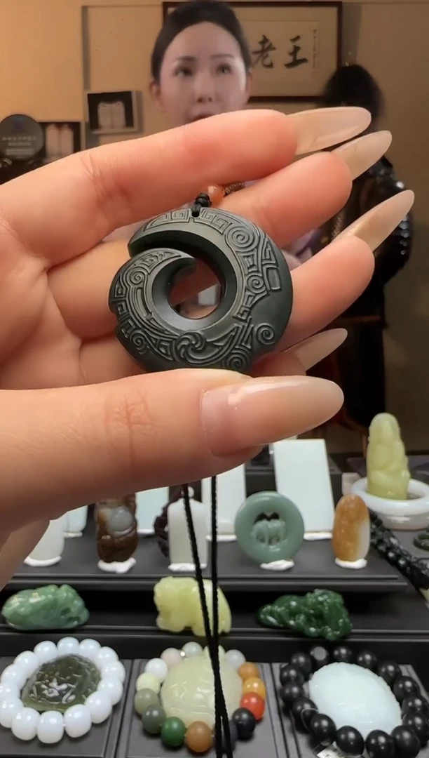 【闪购商品】和田玉青玉风生水起未镶嵌吊坠