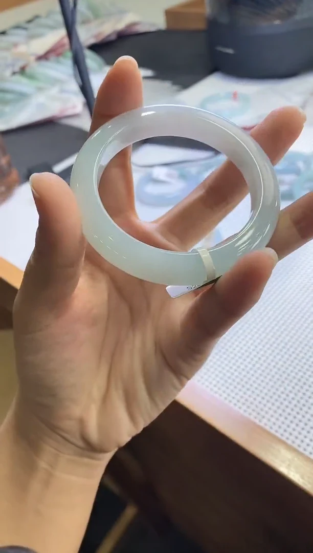 未镶嵌手镯翡翠正圈57圈口，03