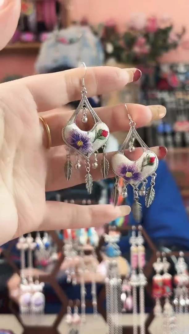 艺枝独绣手工饰品112