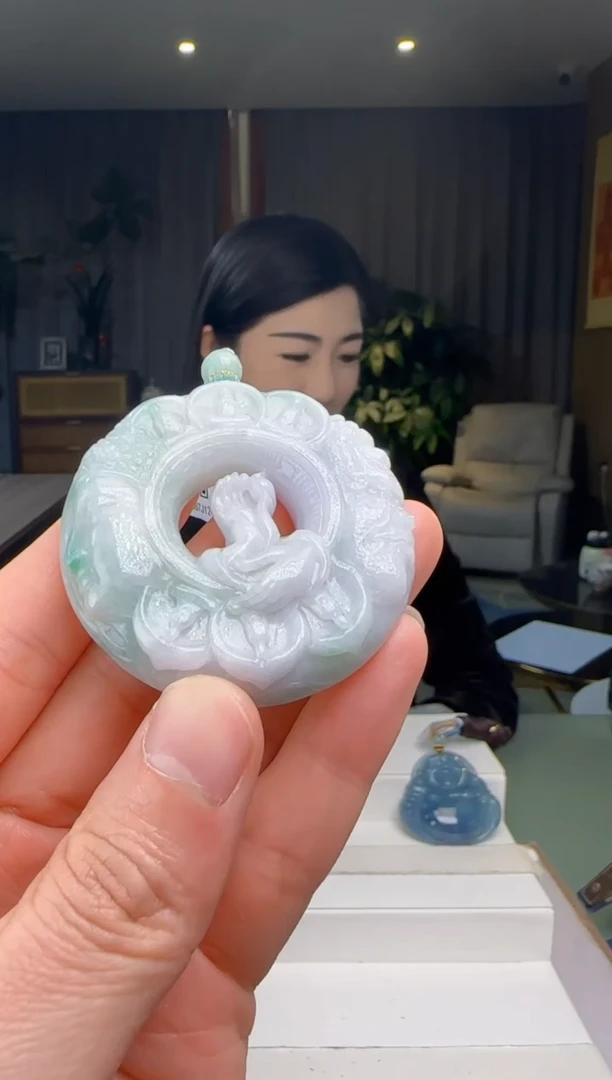 【闪购商品】翡翠吊坠(不含链)未镶嵌DY@@60B7J12473