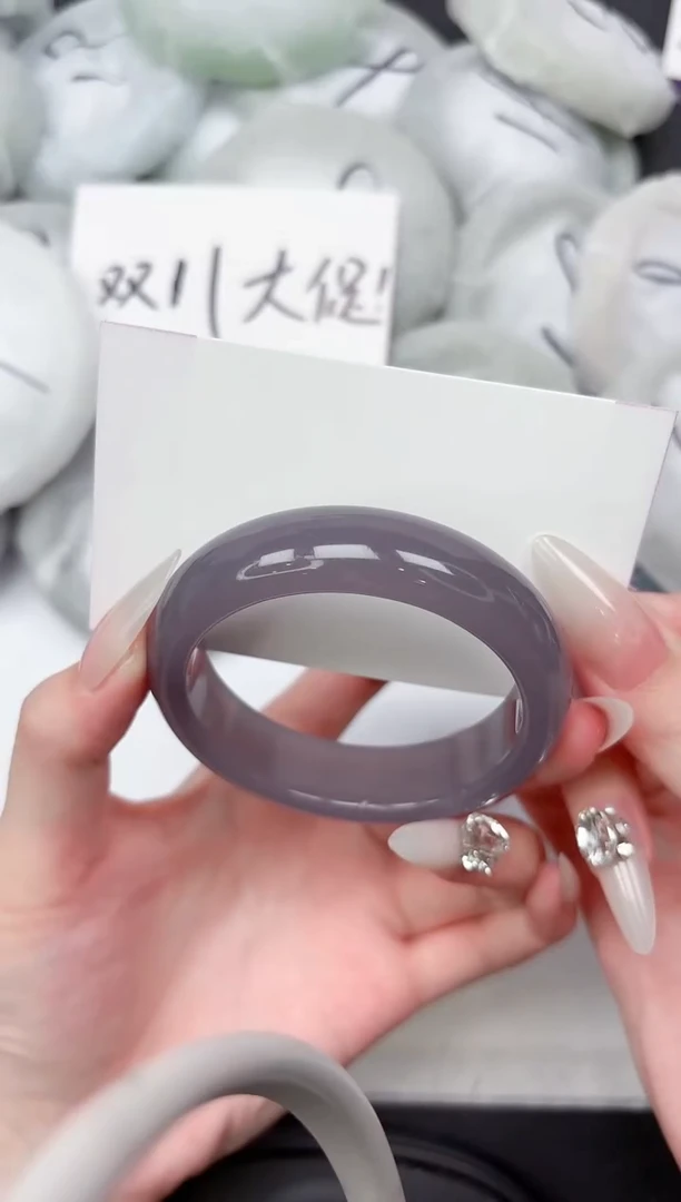 未镶嵌手镯石英质玉240-53.4