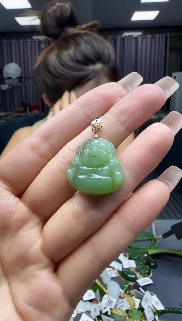 和田玉18K金镶嵌挂件1