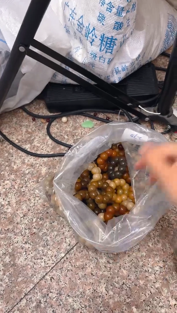 吊坠菩提根/象牙果混色手捻颜色随机一条
