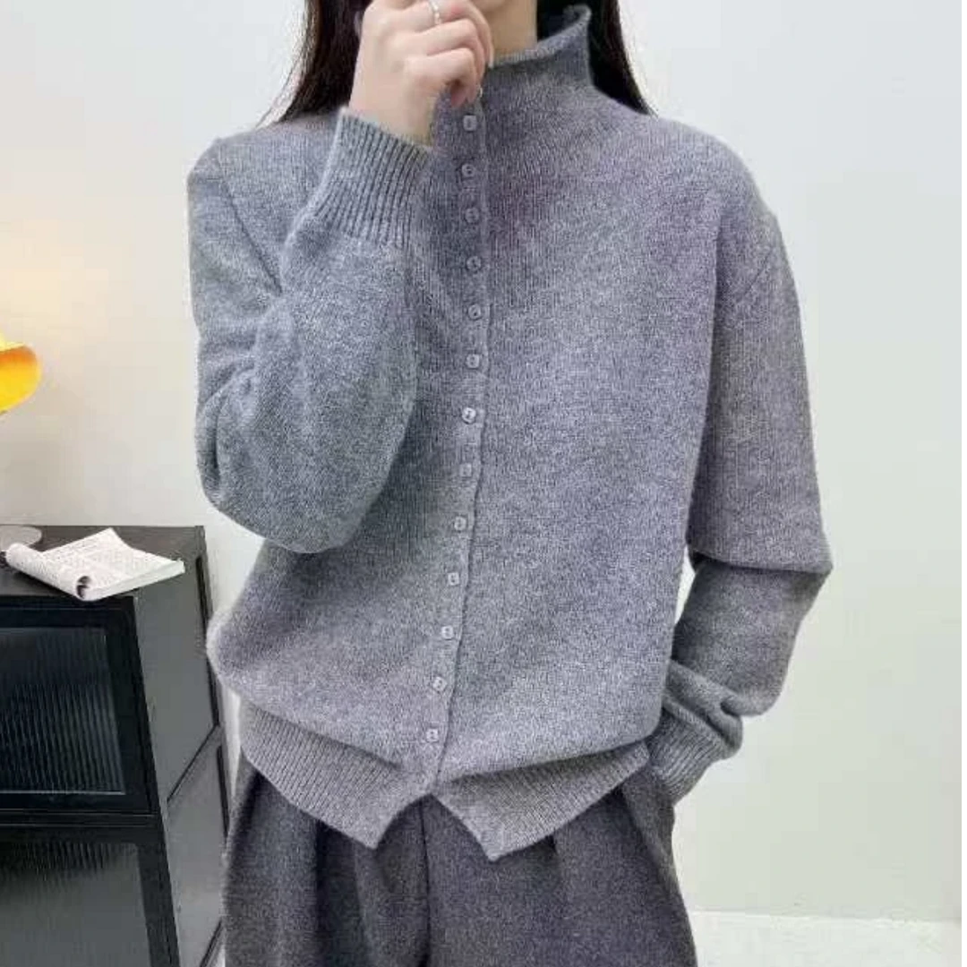 韩版半高领秋冬纯色浅灰气质小方扣针织开衫