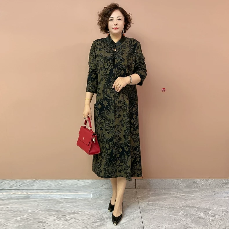 60120高档阔太太盘扣风衣春秋大码加肥显瘦坠感过膝长款妈妈风衣