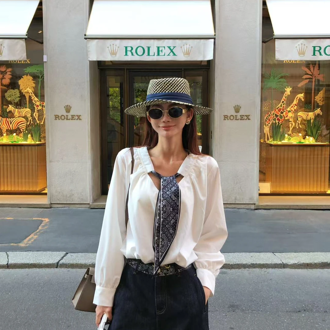 【婉君】春秋季法式刺绣气质百搭长袖上衣LWJ25C3T2358