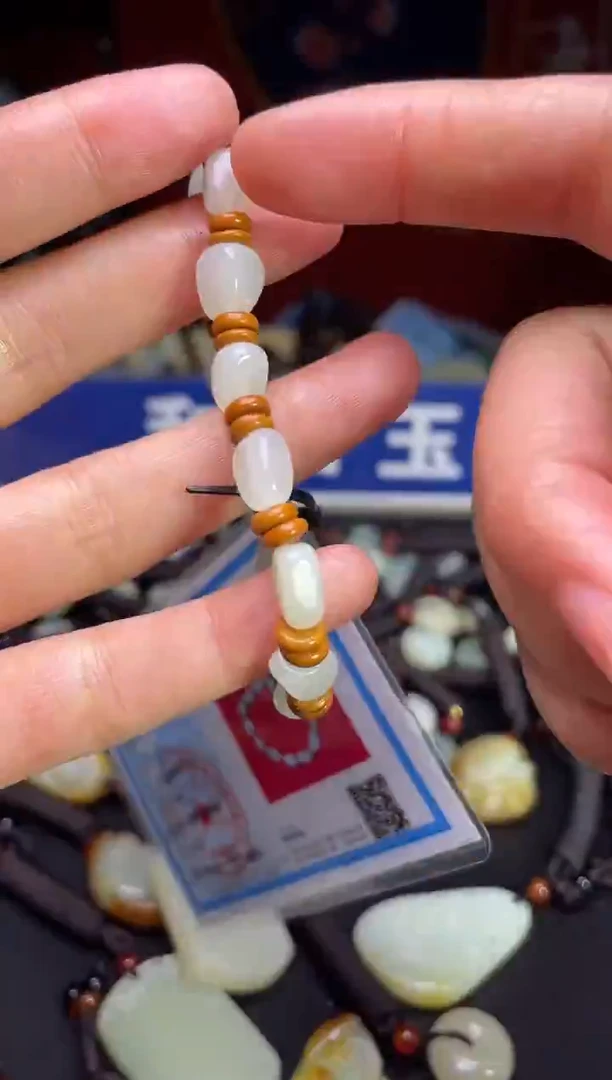 颈饰未镶嵌和田玉123