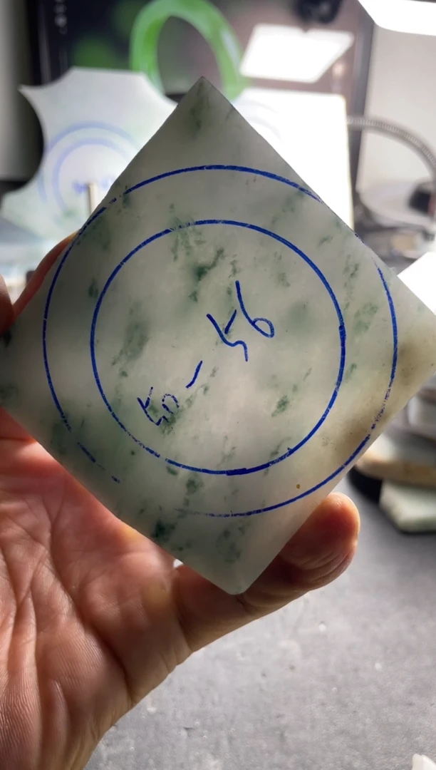 未镶嵌翡翠定制翡翠翡翠