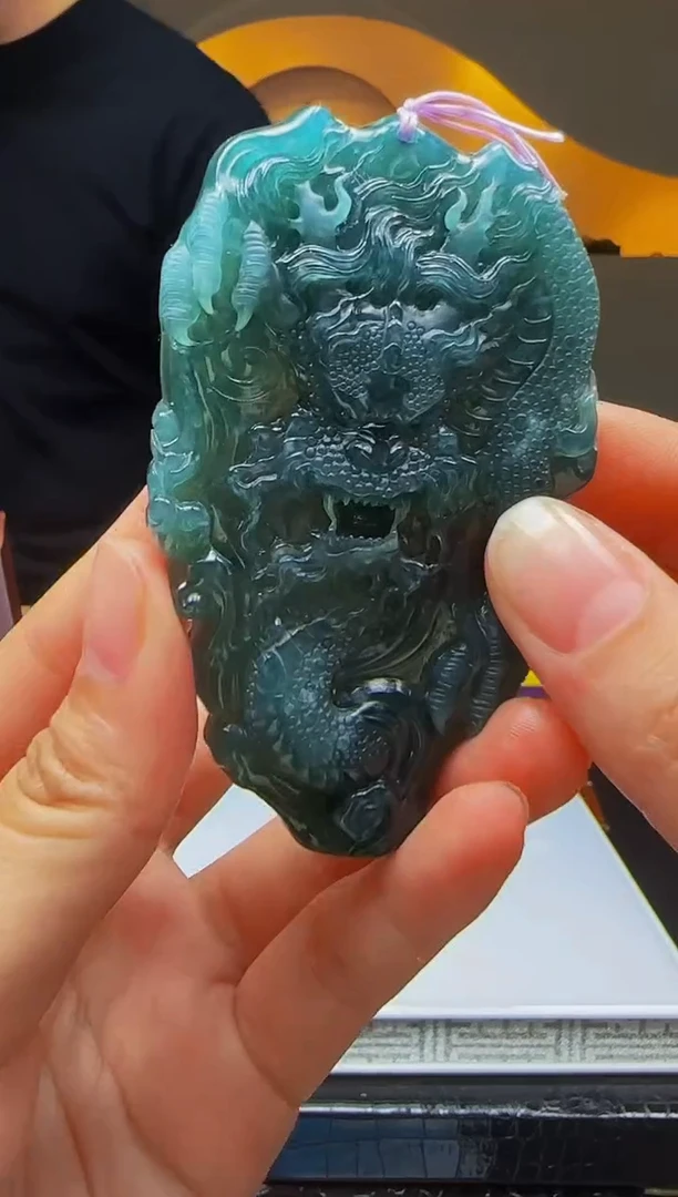 【闪购商品】定制翡翠未镶嵌Q04393翡翠毛货