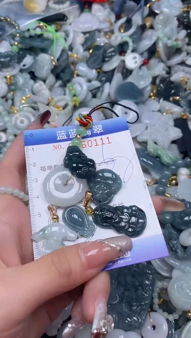 【闪购商品】翡翠颈饰未镶嵌闪购0160111