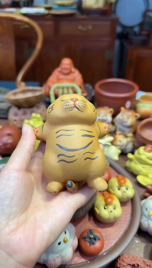 紫砂茶宠段泥大躺虎