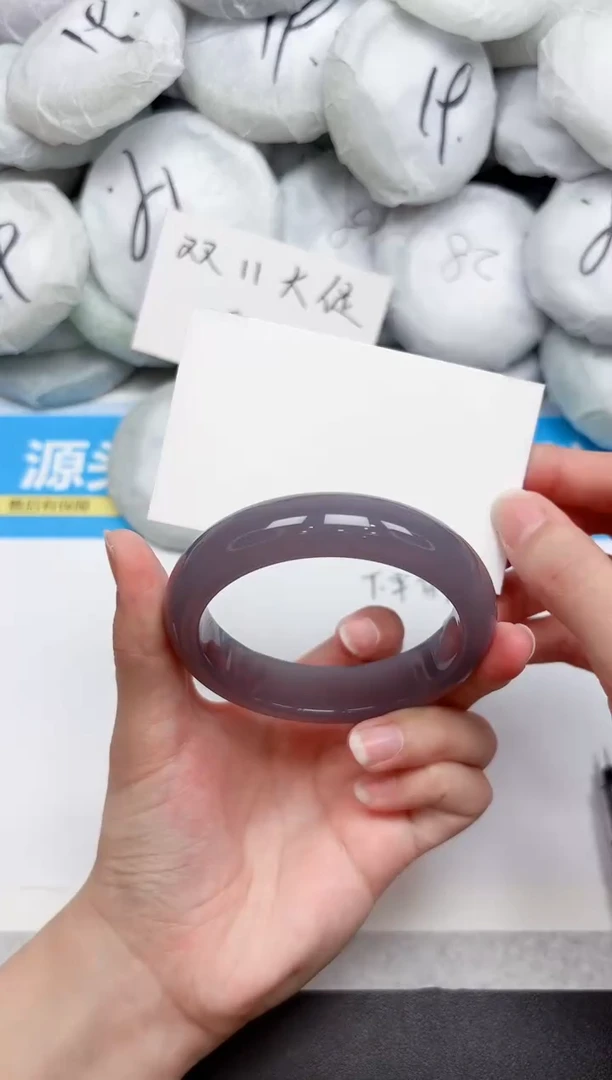 未镶嵌手镯石英质玉82-57.4