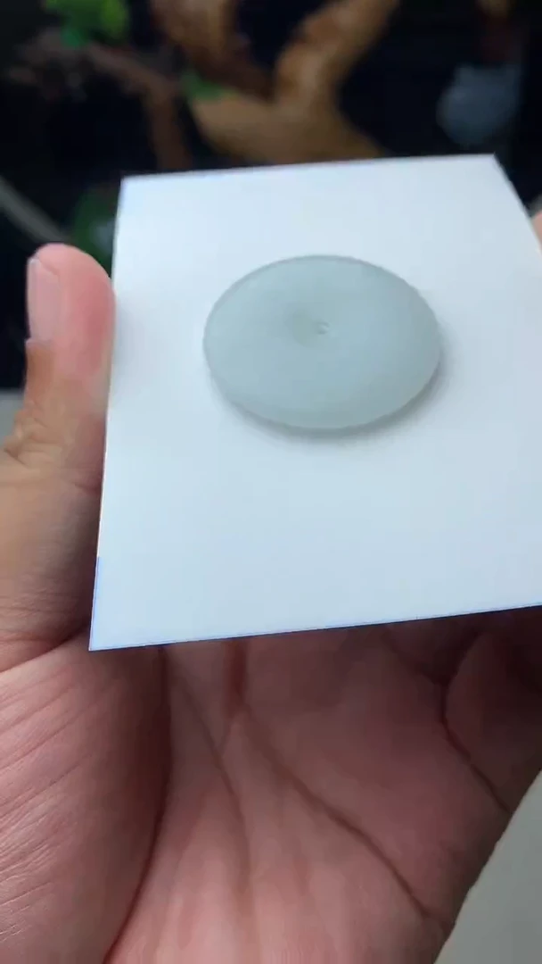 颈饰未镶嵌翡翠珠子