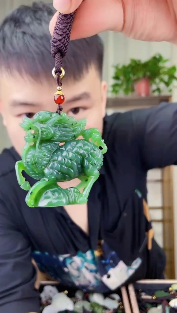 未镶嵌和田玉挂件拍一发一，多样性发货！