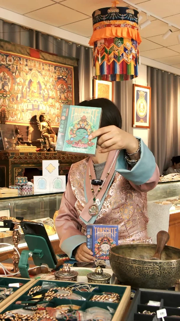 泥塑绿妈妈-与实物略有差异介意者勿拍