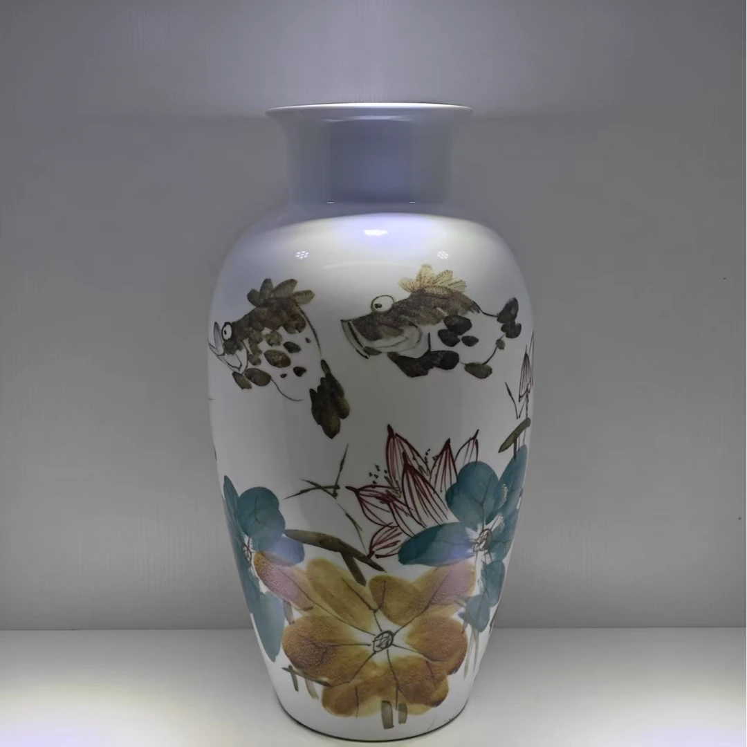 景德镇五彩和为贵大冬瓜瓶