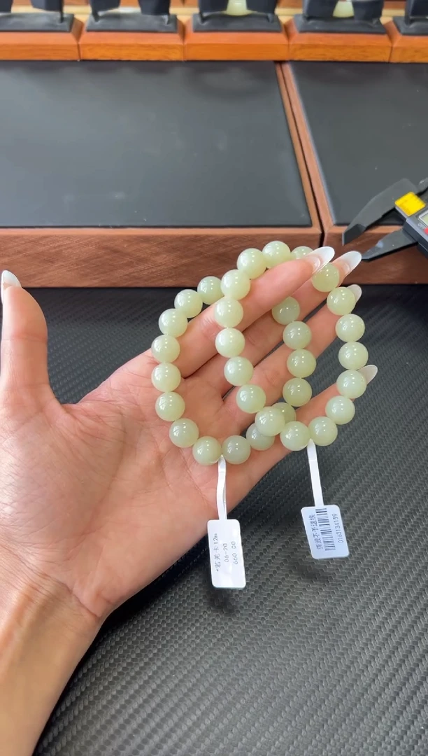 未镶嵌手串和田玉若羌微色差卡12多样性发货拍一发一jm