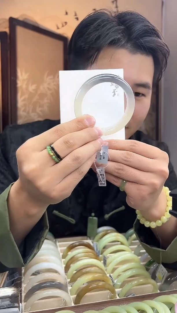 未镶嵌手镯和田玉58-59正装藕紫