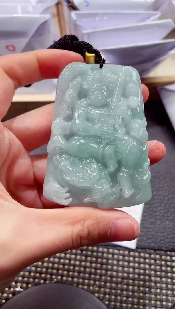 颈饰未镶嵌翡翠000111