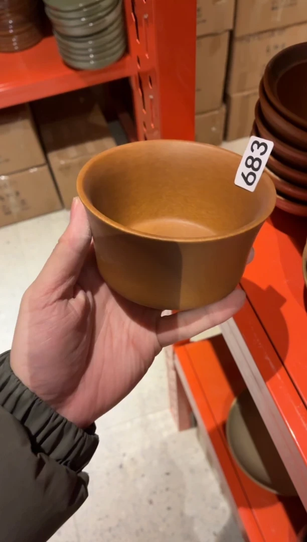 瓷片h***y683微瑕黄色直身小碗1个