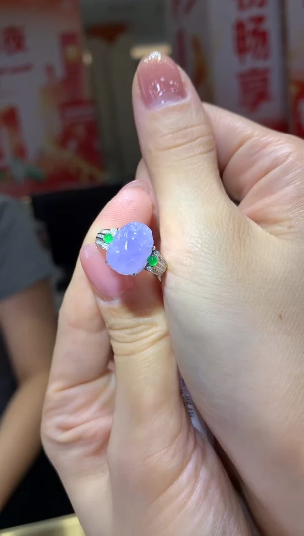 18K金镶嵌戒指翡翠|不退不换