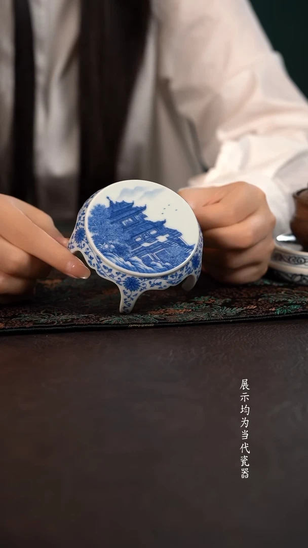 聚澜堂亭台楼阁小板凳