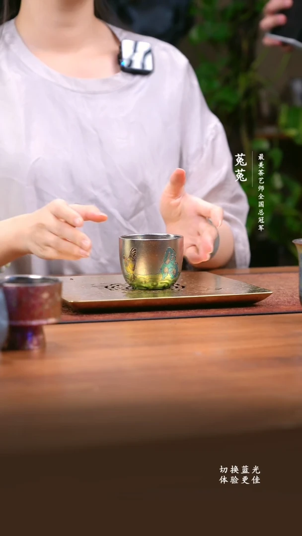 纯钛奥伯顿彩钛手工錾刻鸡缸杯