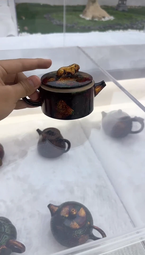 何赋森甄选——大漆汉瓦壶
