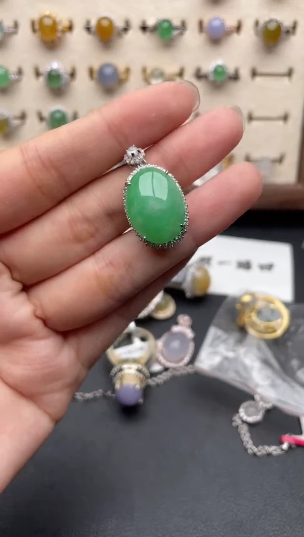 银S925镶嵌戒指翡翠一物一证一礼盒