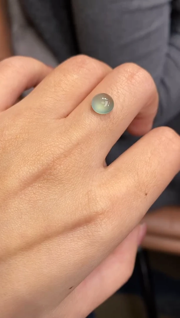 颈饰未镶嵌翡翠蛋面