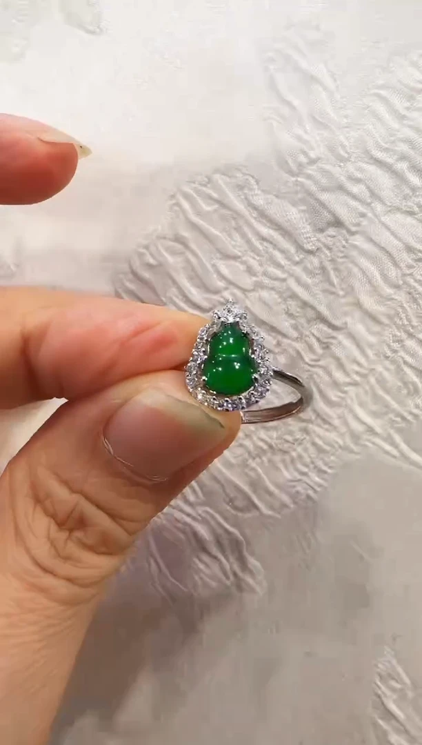 翡翠银S925镶嵌颈饰国风