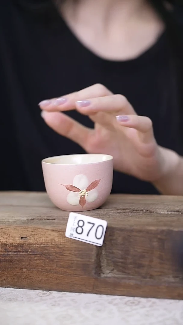 瓷片粉引·杯/设计师 牧渔 款