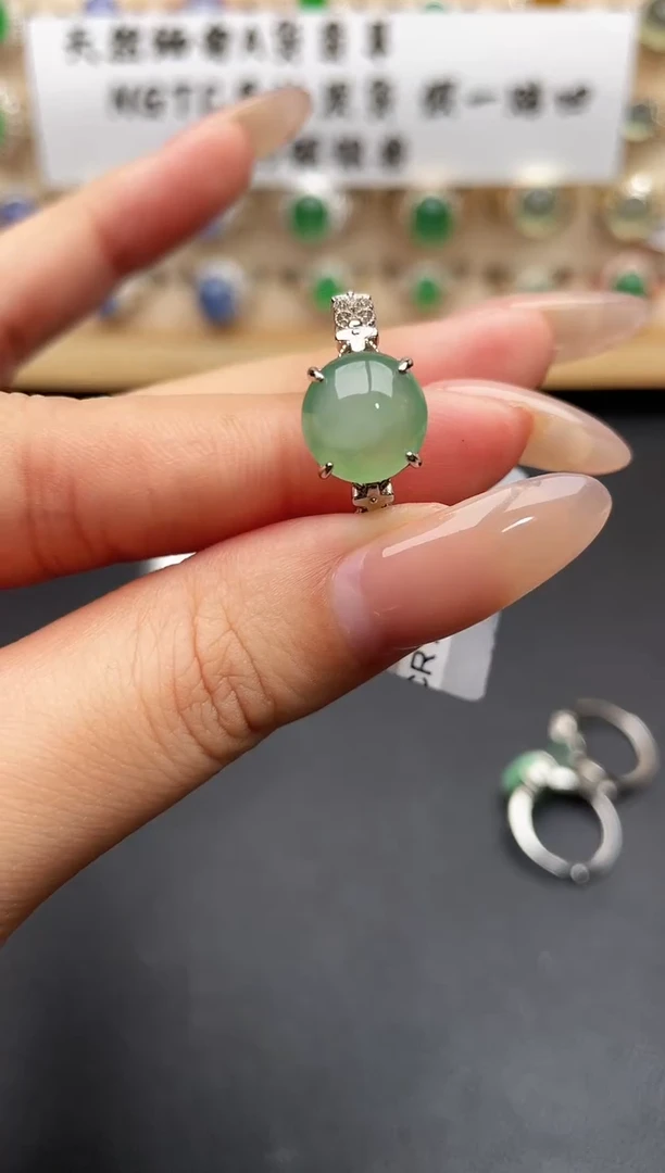 银S925镶嵌戒指翡翠一物一证一礼盒