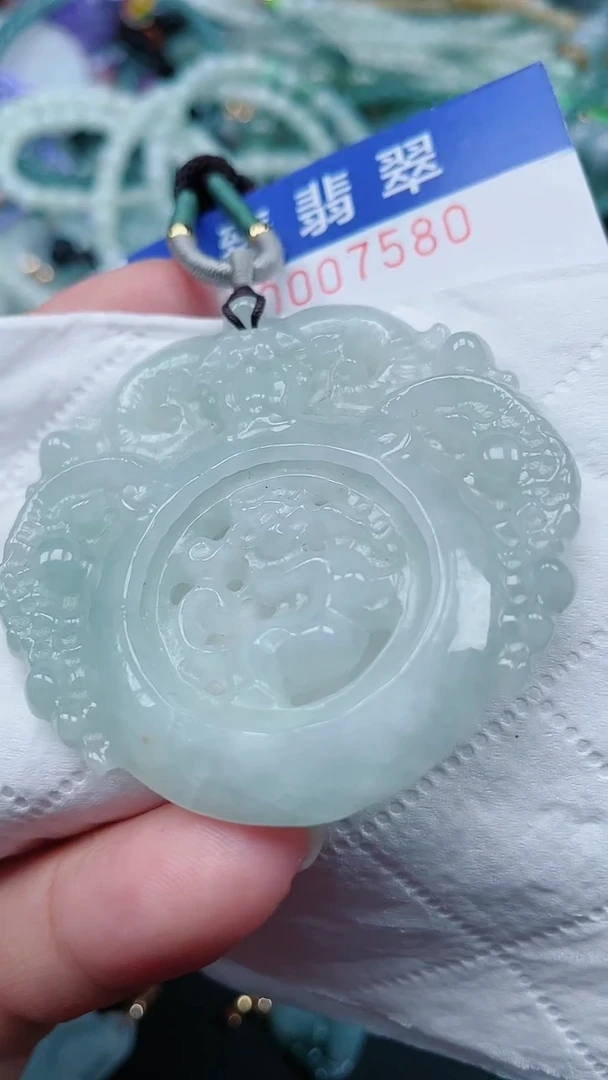 颈饰未镶嵌翡翠.0007580