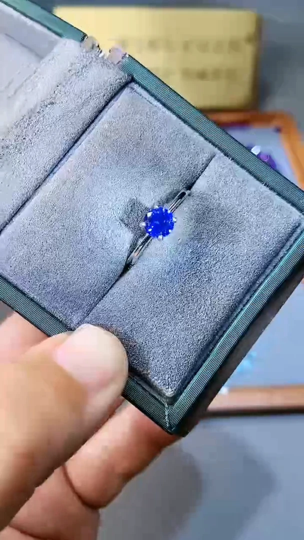 【闪购商品】蓝宝石戒指银S925镶嵌15