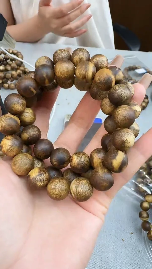 沉香手串1314透顶绿圆珠单圈多样性发一