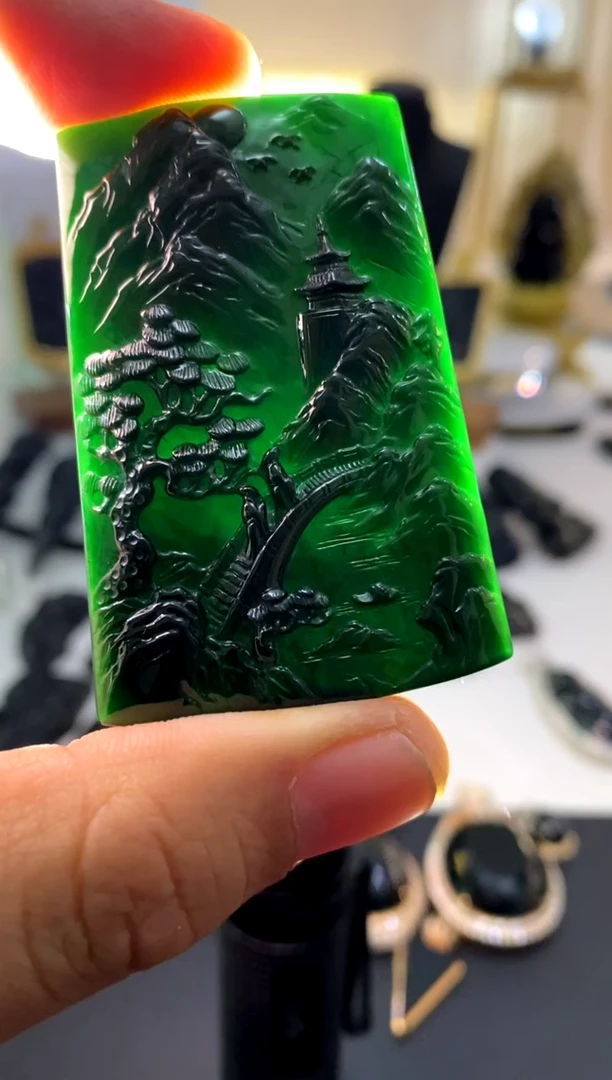 【闪购商品】翡翠挂件未镶嵌缅料A货墨翠 高品质山水牌