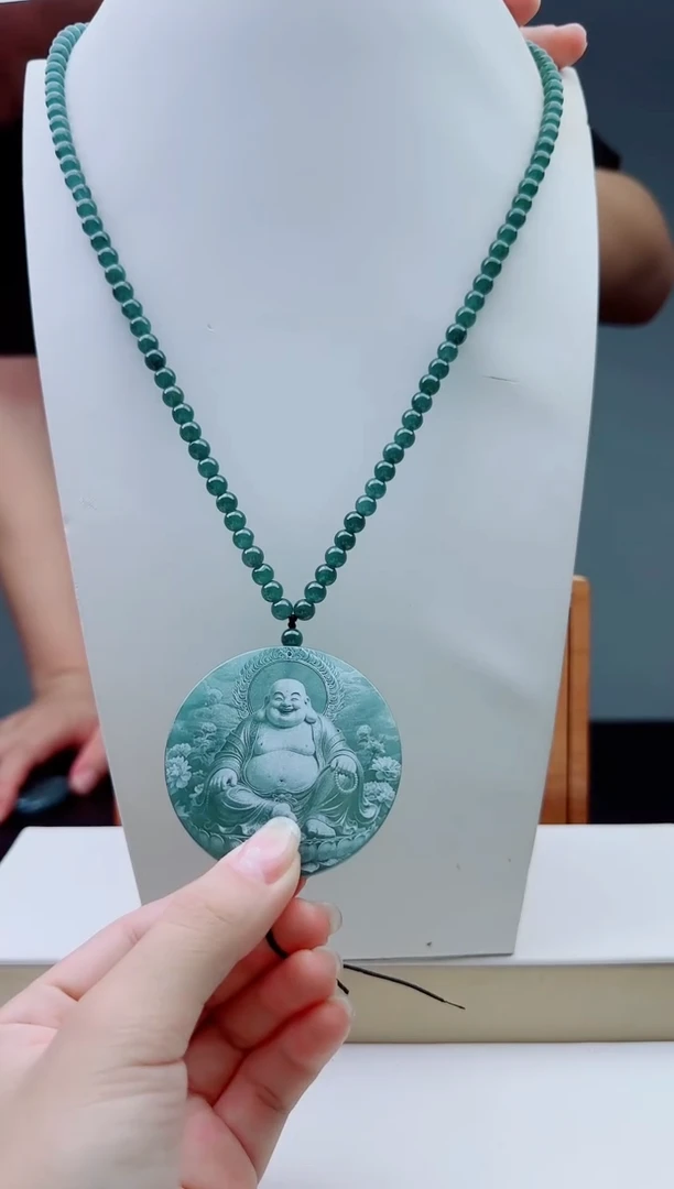 颈饰未镶嵌翡翠多样性发其一