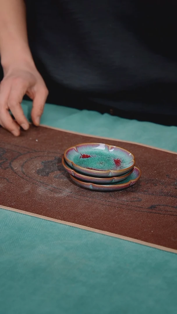 【闪购商品】150-10花底杯垫（翠绿带红 窑变随机