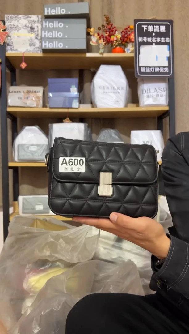 小牛剖层皮革老张家女包600