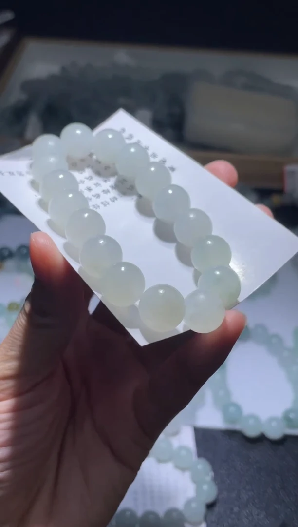 未镶嵌定制翡翠翡翠手串